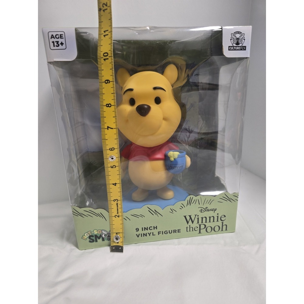 Disney Winnie The Pooh 9 Inch Vinyl Figure